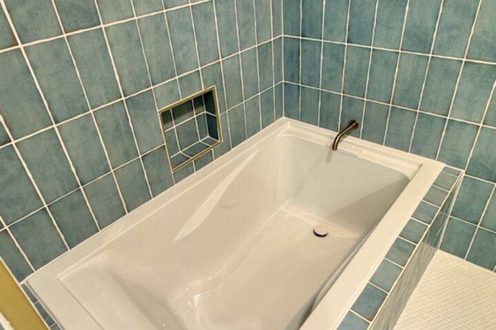 Room 14 of 23