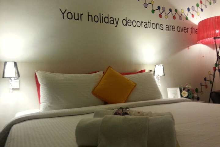 Room 21 of 51