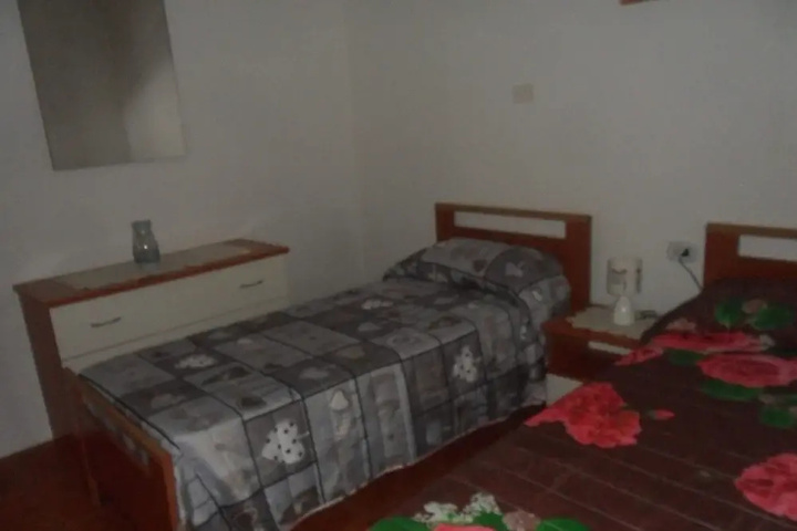 Room 3 of 11