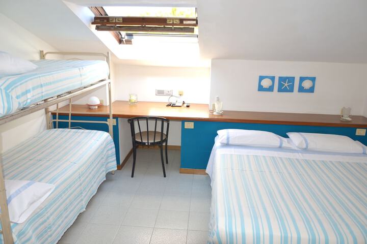 Room 16 of 68