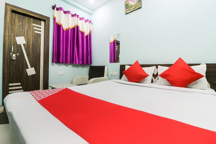 Room 8 of 22