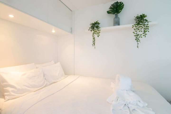 Room 1 of 15