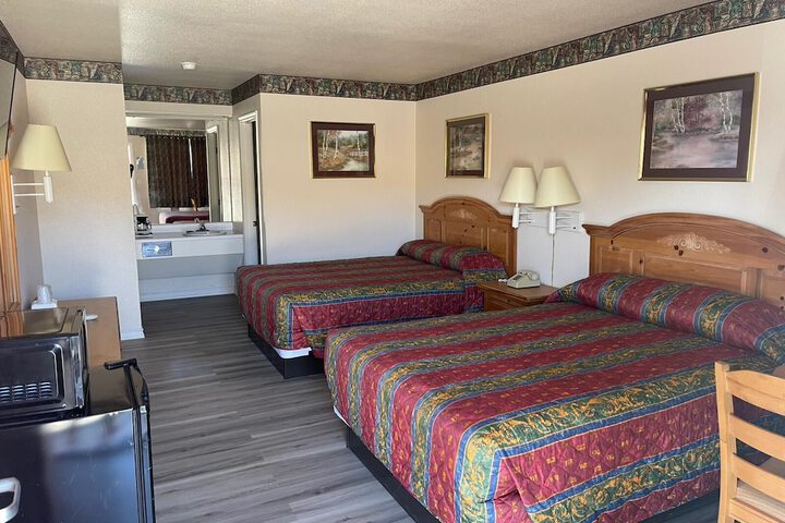 Room 7 of 61