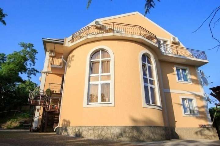 Vinograd Hotel in Sochi