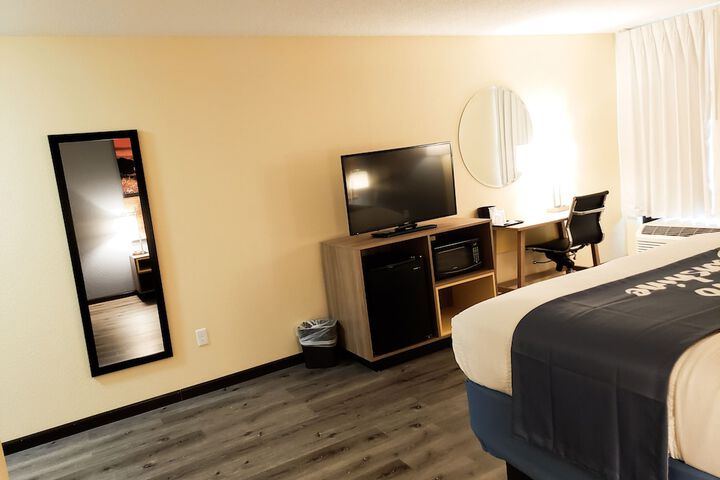 1 King Bed Mobility Accessible (5 of 13)