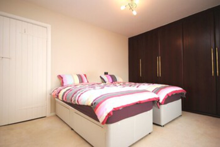 Room 13 of 23