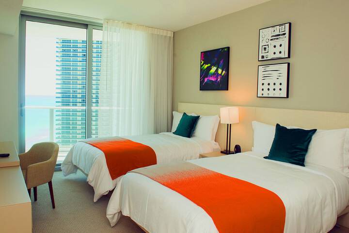 Room 18 of 74