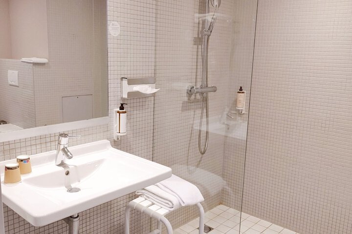 Bath Photo