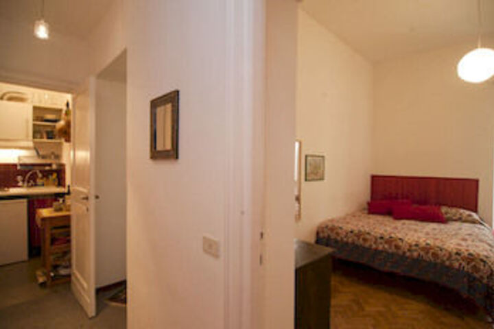 Room 30 of 168