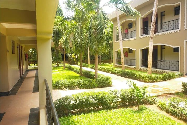 Hotel 53 of 53