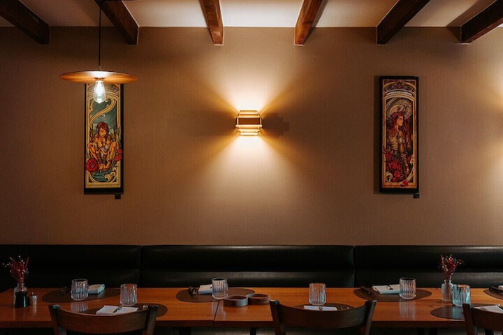 Dining 34 of 41