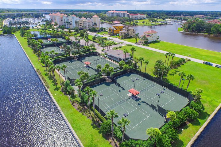 Tennis court
