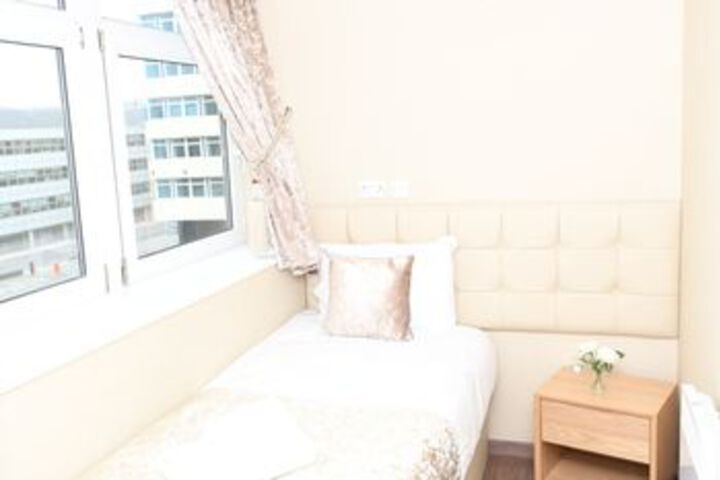 Room 20 of 31