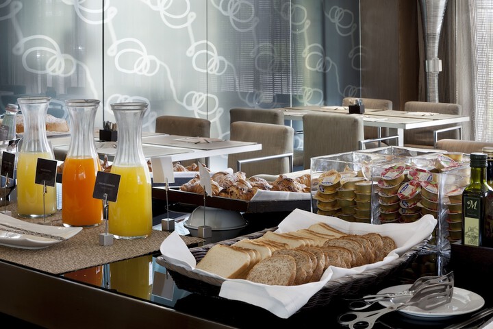 Breakfast/Coffee Service 34 of 60