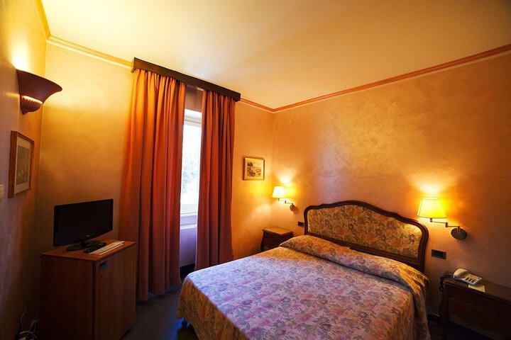 Room 16 of 67