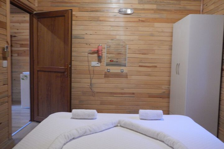 Room 7 of 49