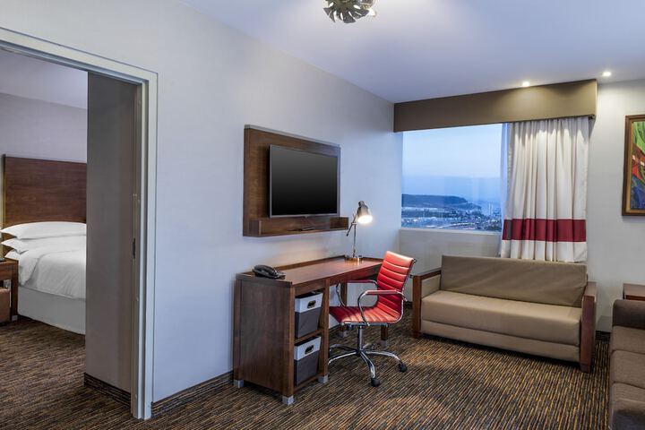 Room 5 of 74