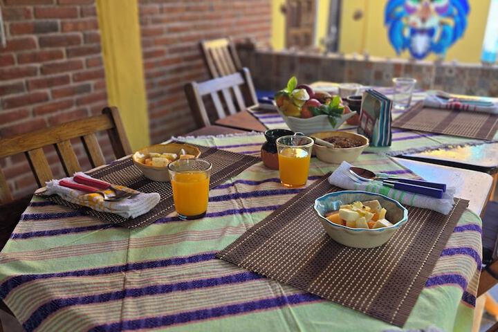 Breakfast/Coffee Service 68 of 229