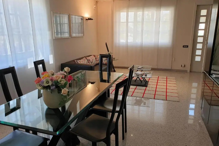 Room 2 of 13