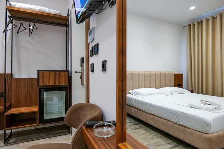 Room 26 of 72