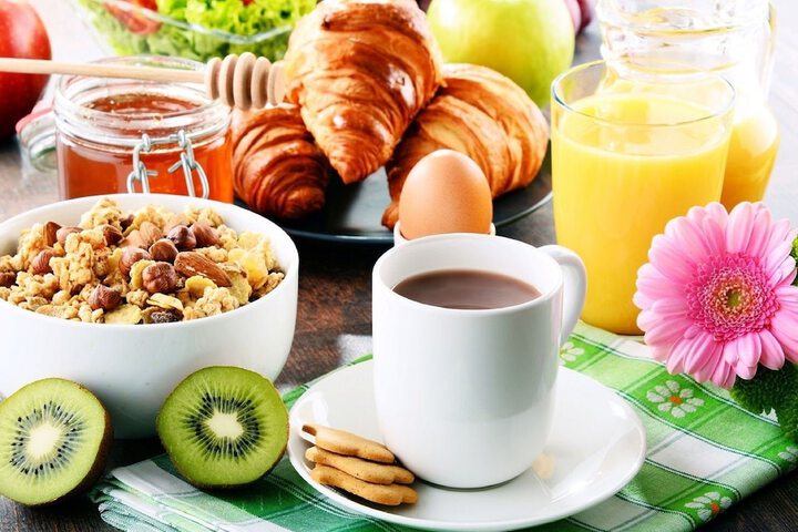 Breakfast/Coffee Service 9 of 18