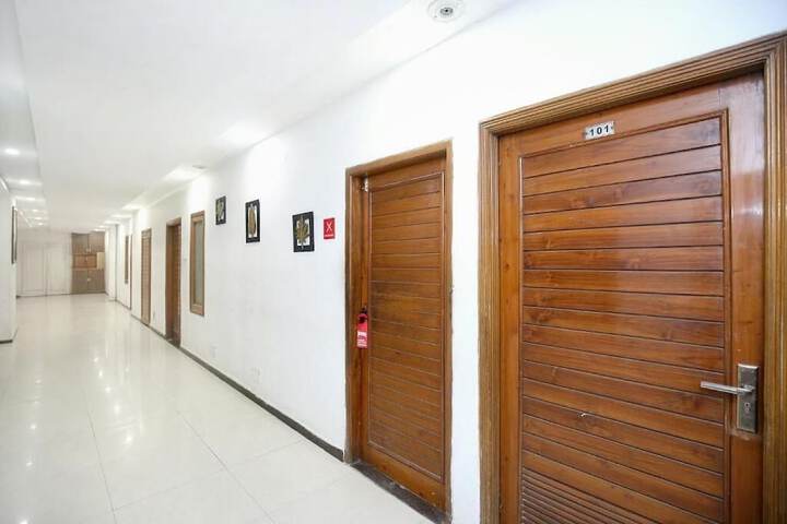 Room 43 of 50