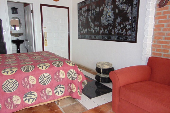 Room 207 of 413