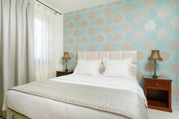 Room 8 of 75