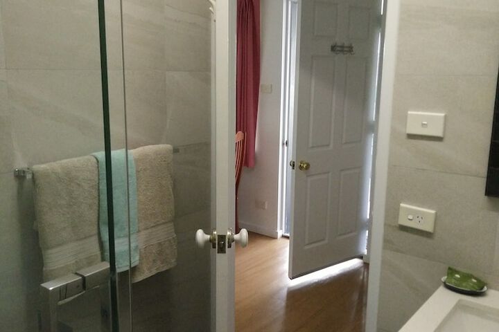 Room 13 of 65