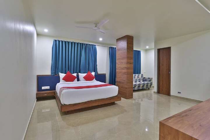 Hotel Kuber by Sky Stays
