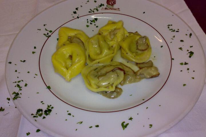 Dining 42 of 72