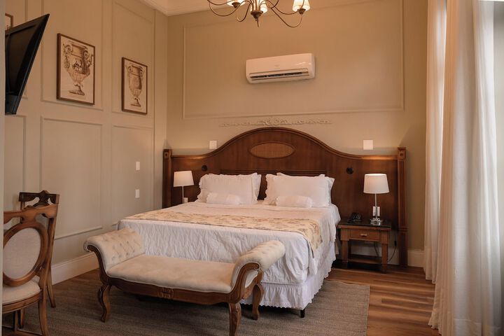 Room 45 of 109