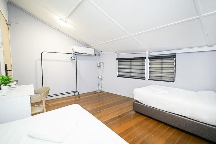 Room 7 of 26