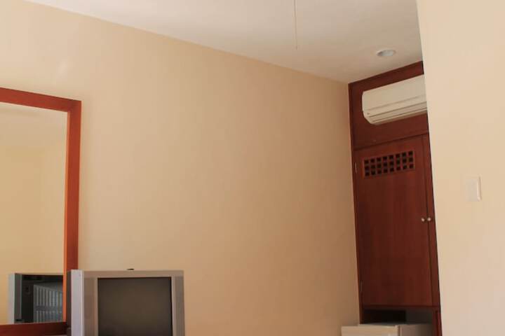 Room 7 of 50
