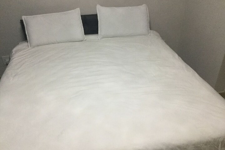 Room 6 of 38