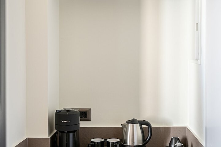 Breakfast/Coffee Service 84 of 117