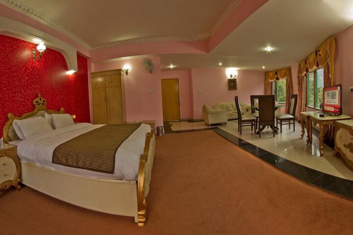 Room 11 of 52