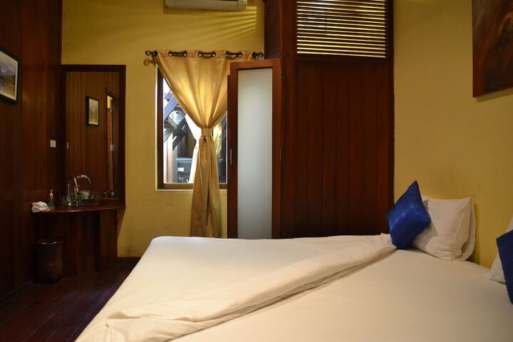 Room 6 of 57
