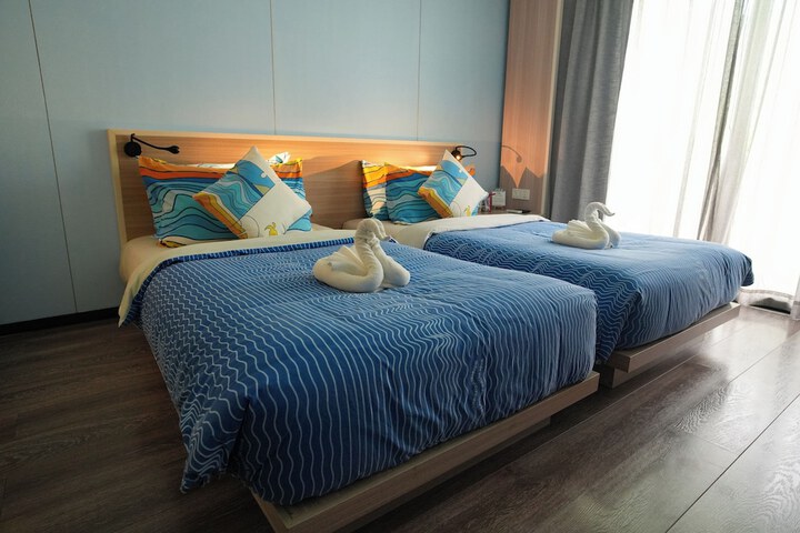 Room 15 of 54