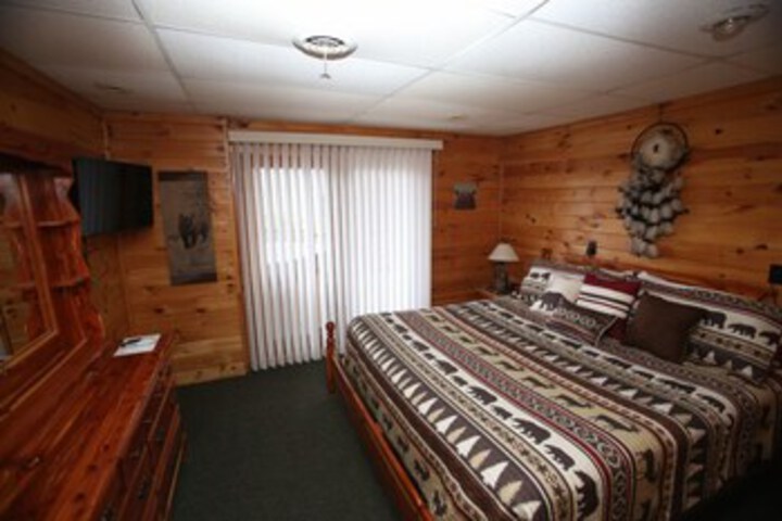 Room 70 of 78