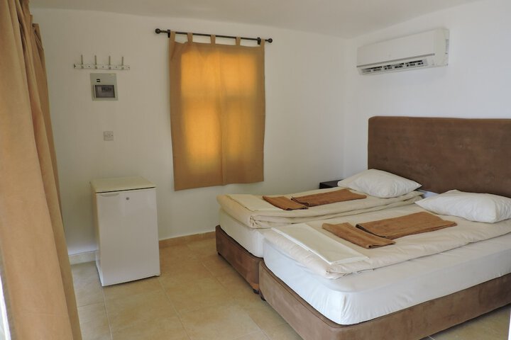 Room 3 of 29