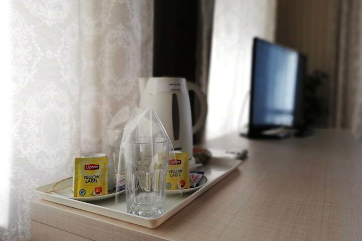 Room 10 of 50