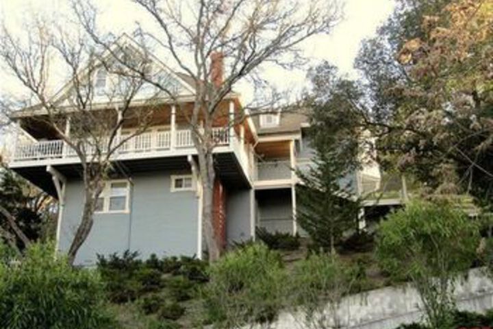 Exterior of Oaktop Terrace 3 Br Home by RedAwning