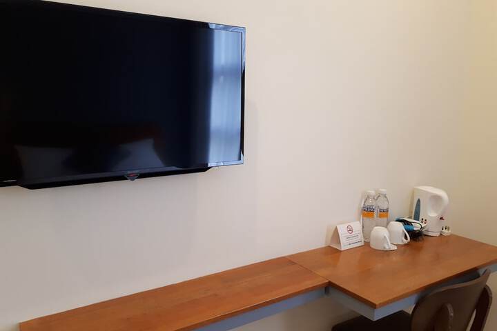 Room 25 of 41