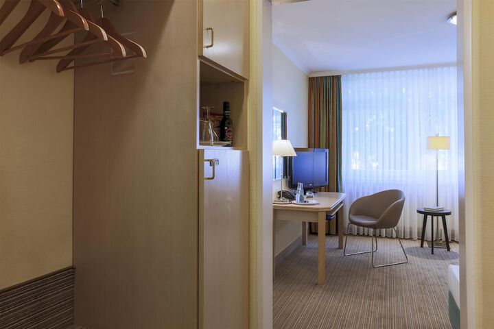 Hotel 79 of 82