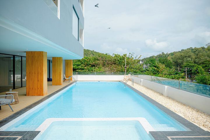 Pool 84 of 106