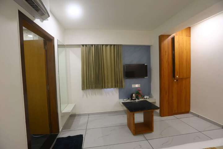 Room 18 of 68