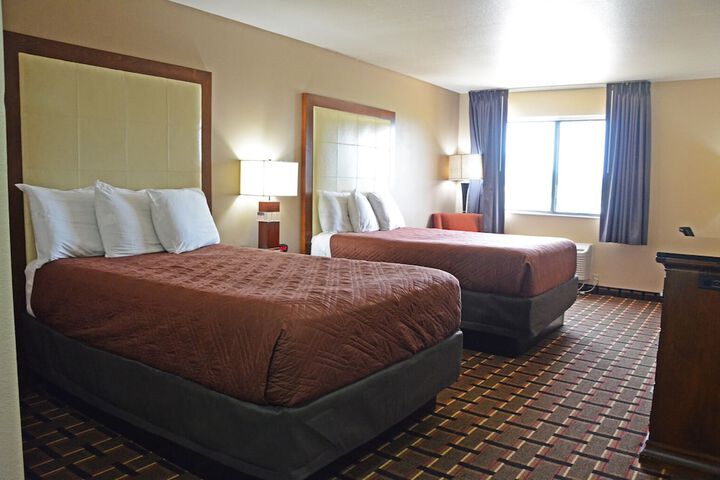 2 Double Beds (26 of 26)