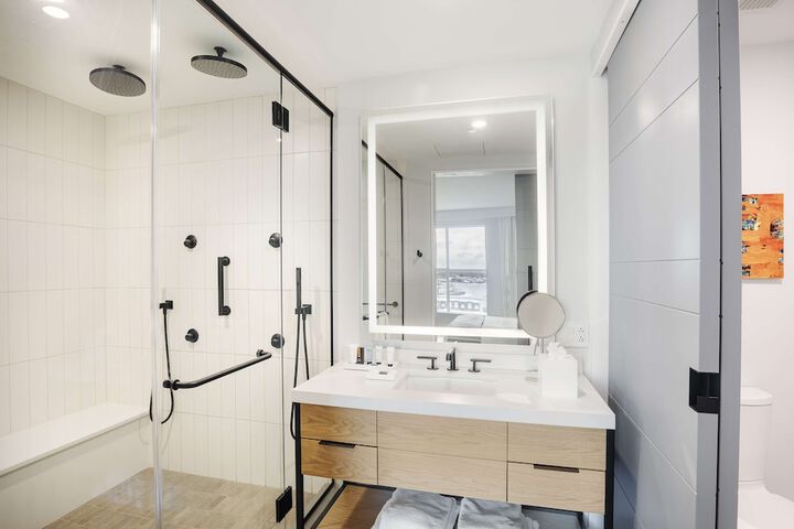 Bathroom shower