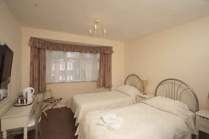 General 5 of 17